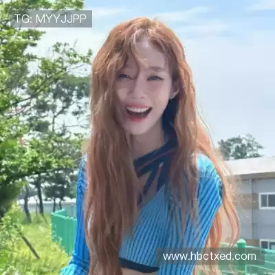 莫青